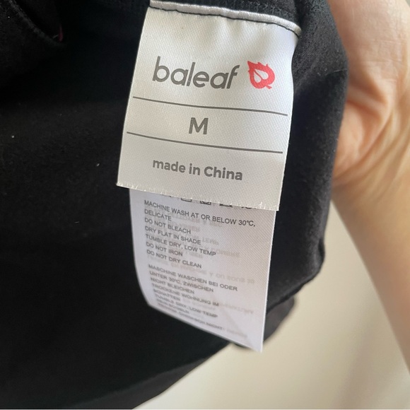 NWT Baleaf Quarter Zip Thermal Top - Picture 6 of 10
